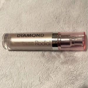 Rodial pink Diamond I stand lifting serum